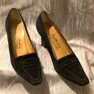 Ferragamo Black Suede Loafer Pumps Heels Sz 8